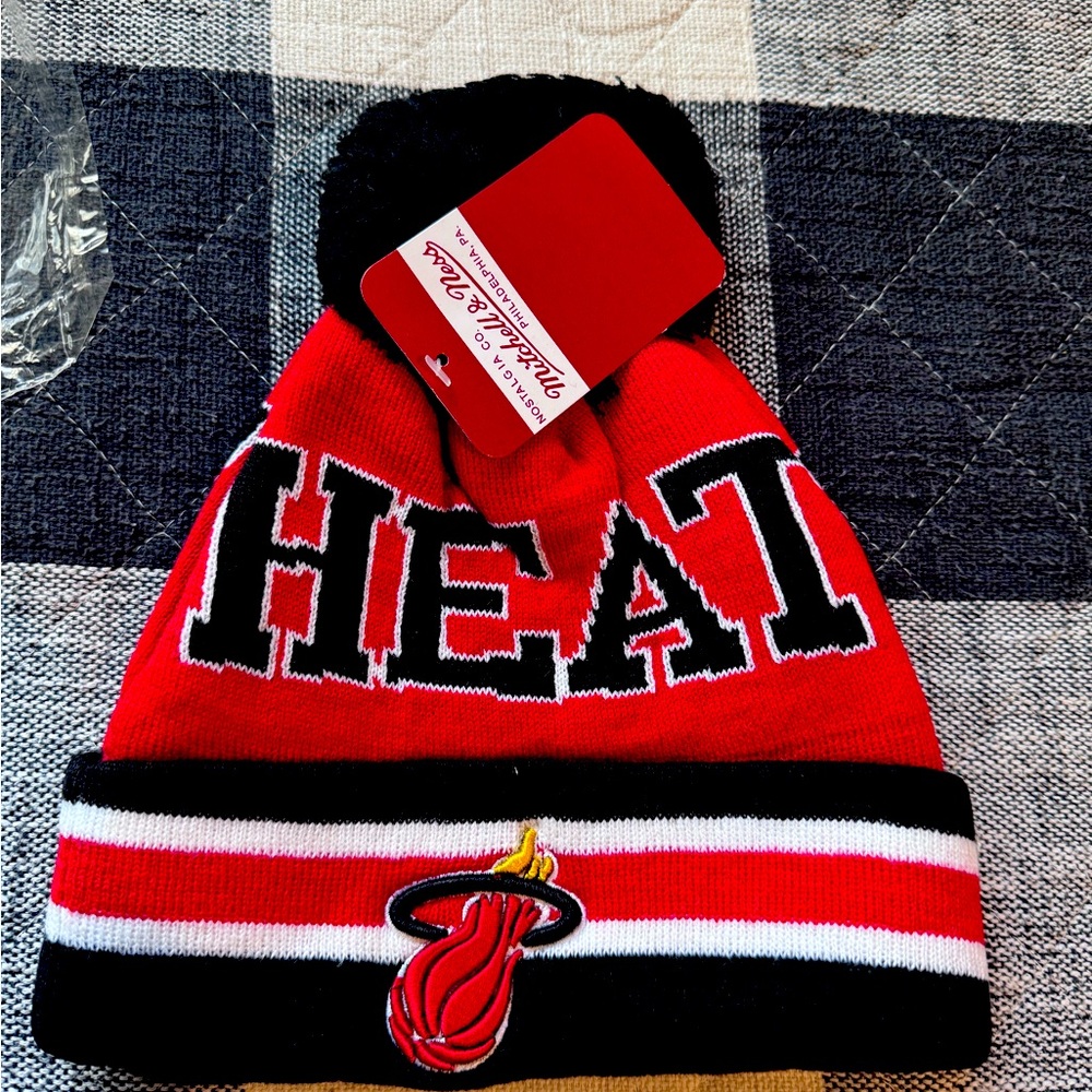 New Mitchell & Ness NBA Miami Heat Knit Hat Beanie